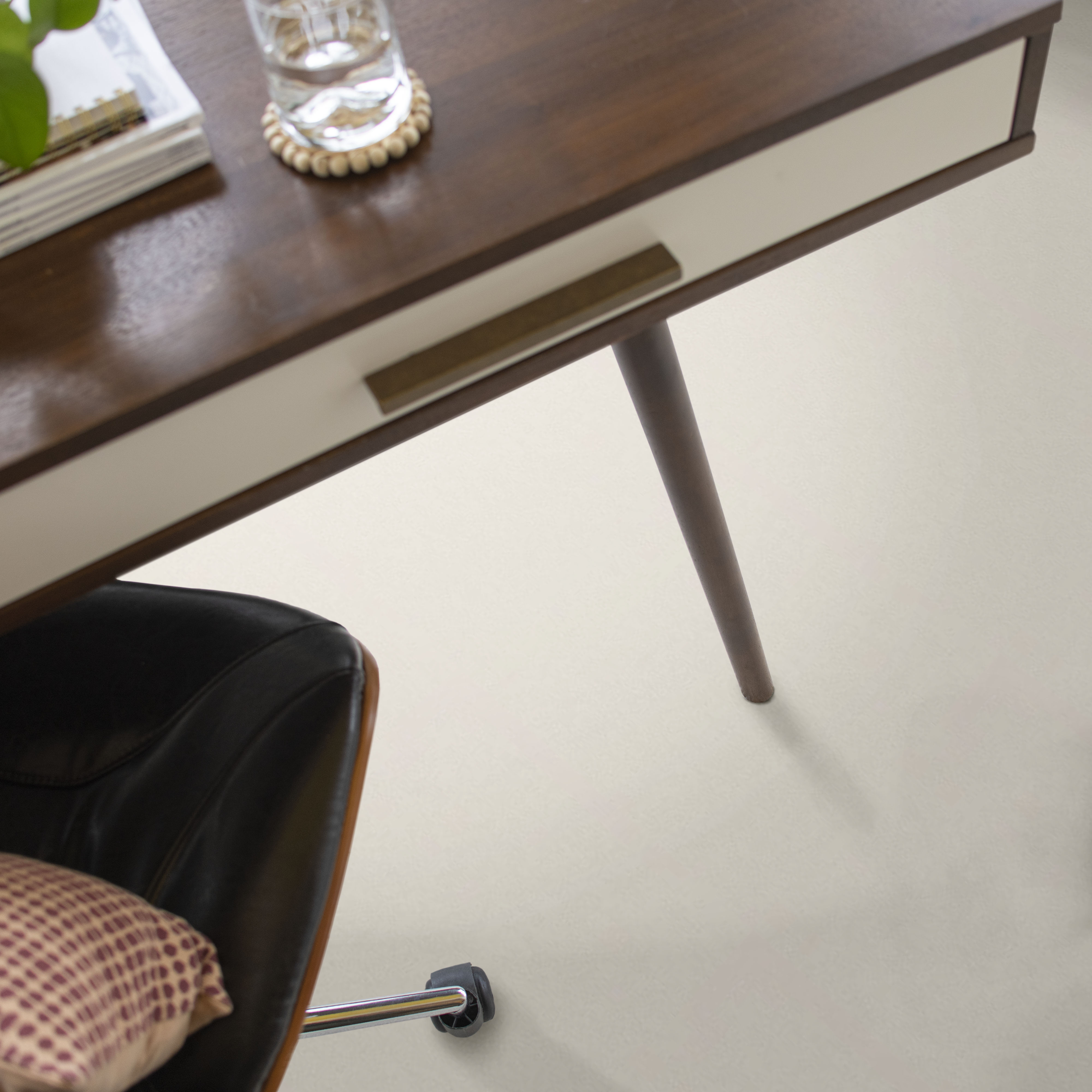 Brookside - French White - ZZB64_00221